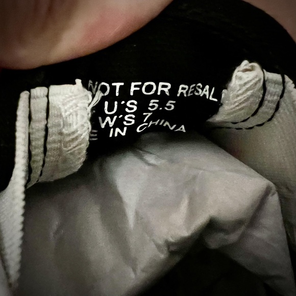 NWOT 🆕🎄VANS x Nightmare B4 Christmas Jack/Sally Slip-Ons W7|M5.5, New - Picture 10 of 10